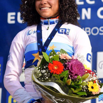 Alvarado gana el título mundial elite de ciclocross