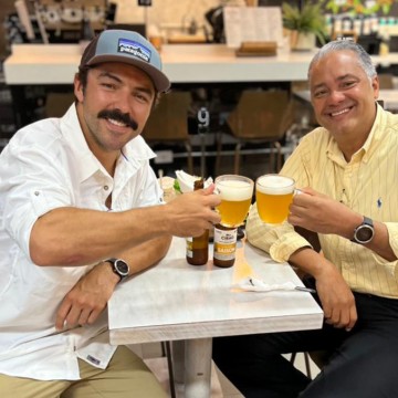 Una Birra Con Marcelo Gutierrez y Un Cafe