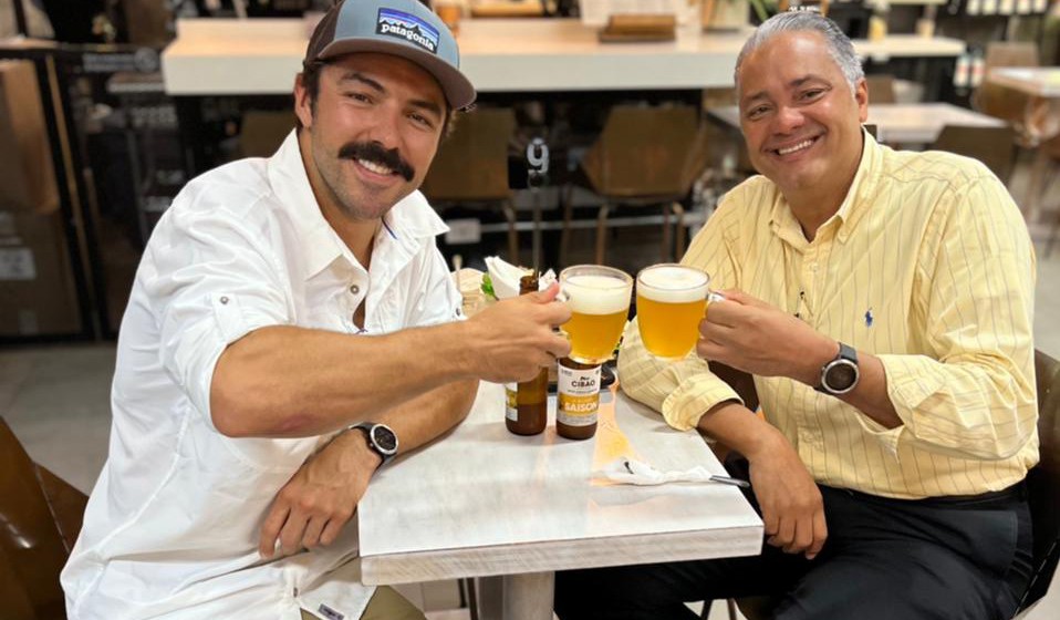 Una Birra Con Marcelo Gutierrez y Un Cafe