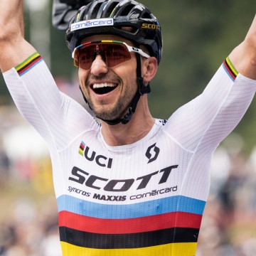 ¡Schurter hace historia en la UCI MTB World Cup con victoria 34!