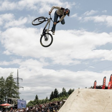 Emil Johansson se convierte en el mejor rider de la historia del Crankworx World Tour